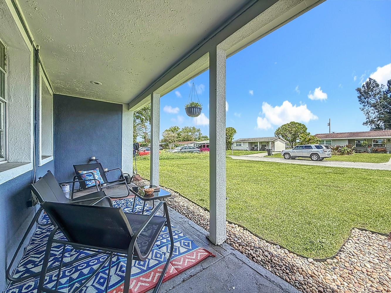 Image 5 of 84 For 2625 46th Avenue N