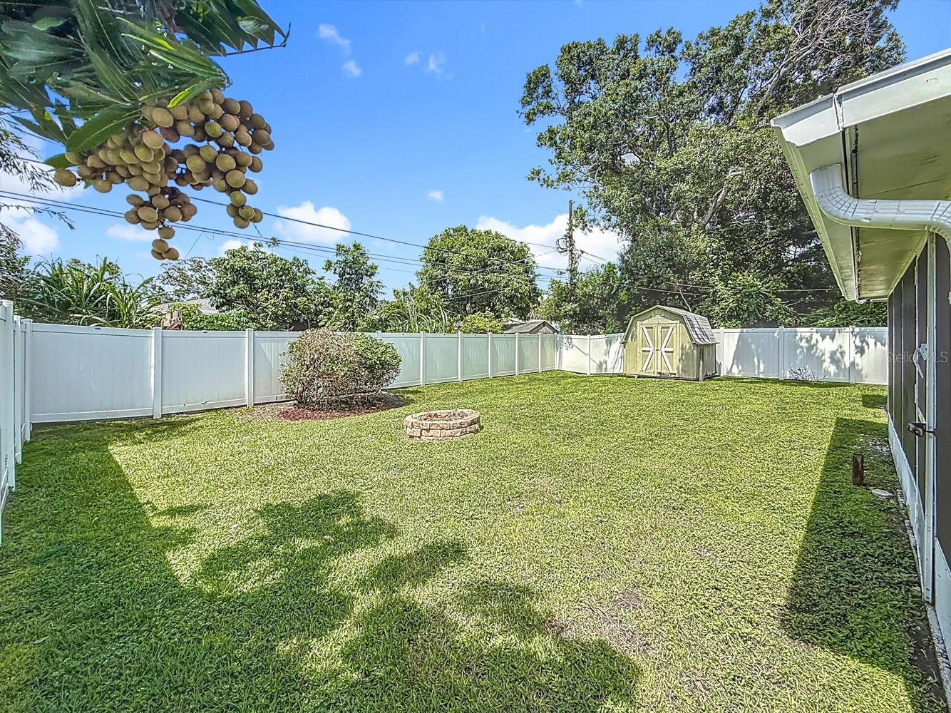 Image 51 of 84 For 2625 46th Avenue N