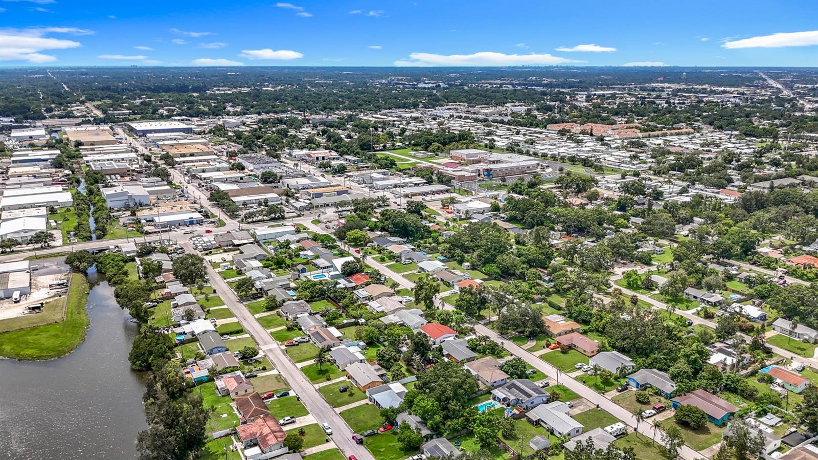 Image 65 of 84 For 2625 46th Avenue N