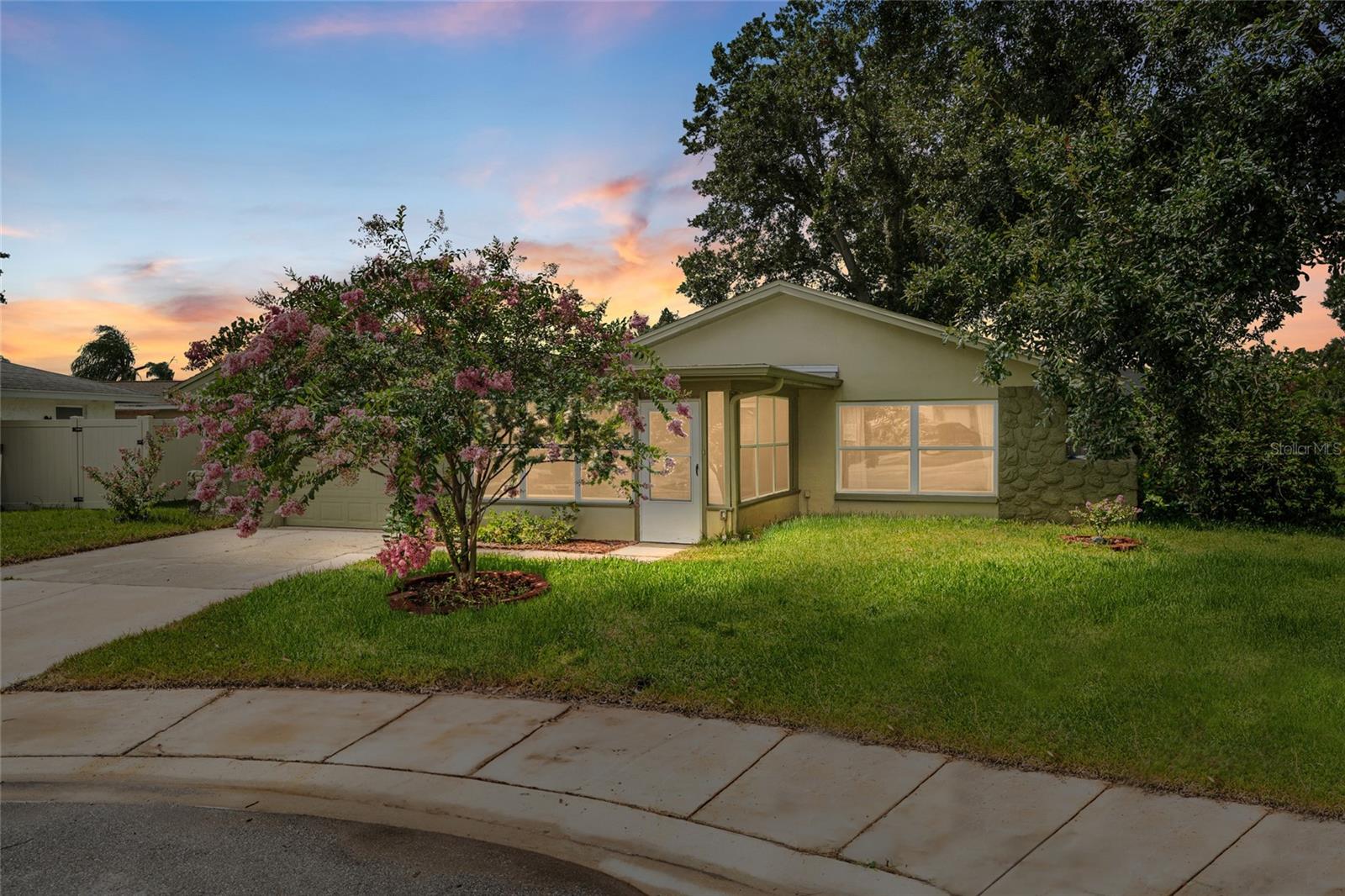 Details for 1811 Hibiscus Court S, OLDSMAR, FL 34677