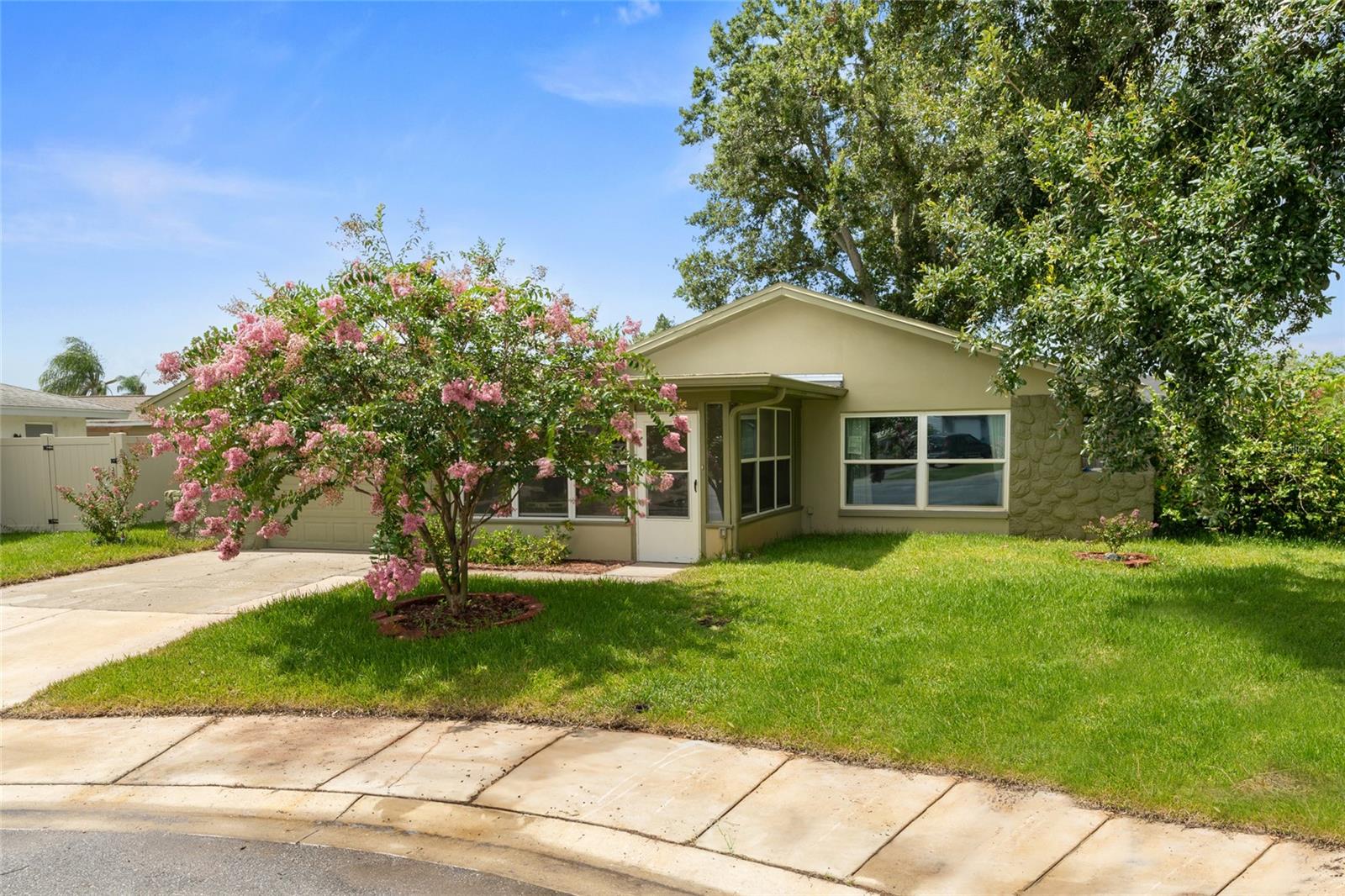 Image 23 of 24 For 1811 Hibiscus Court S