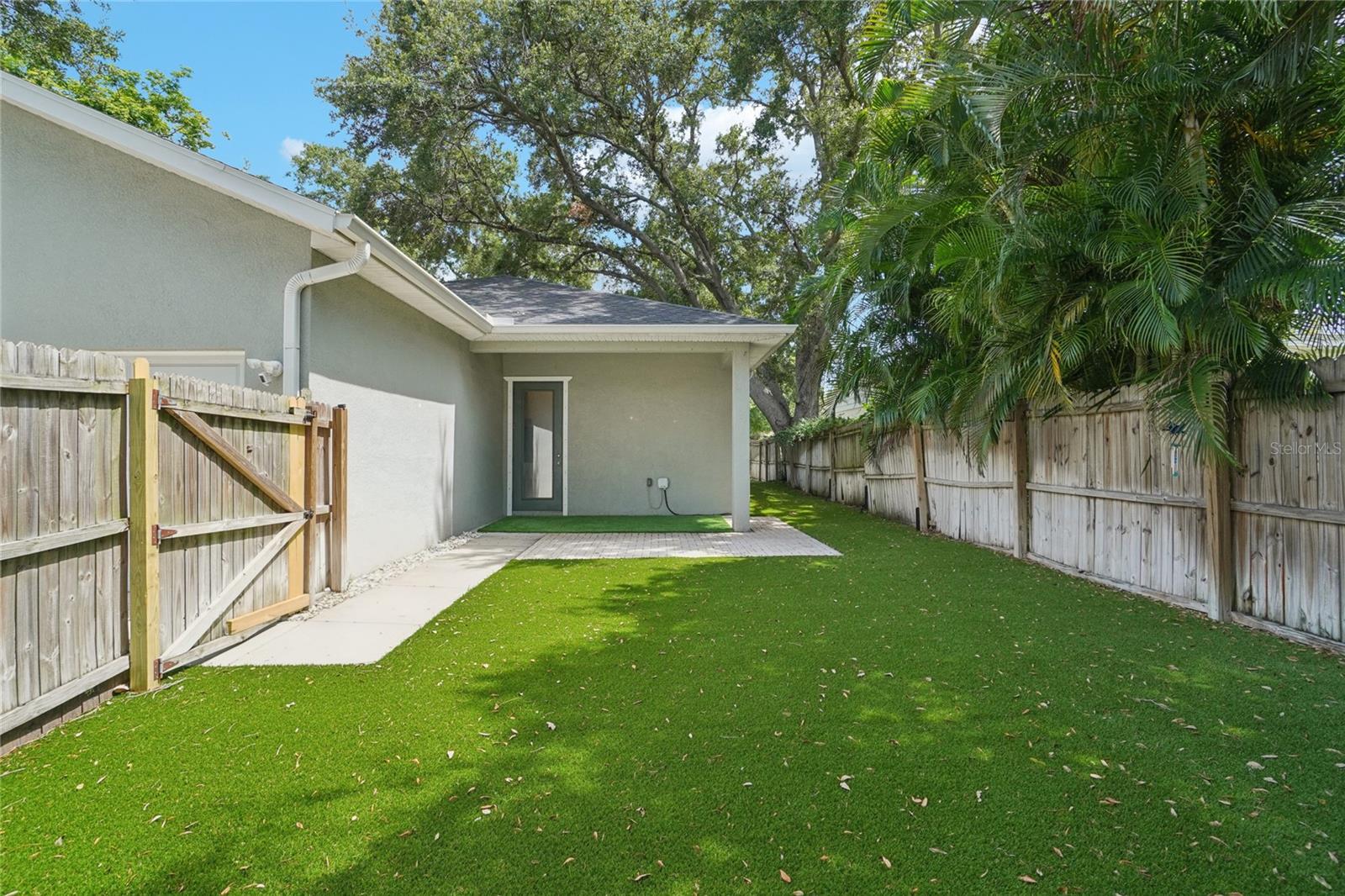 Image 20 of 21 For 3509 4th Avenue N