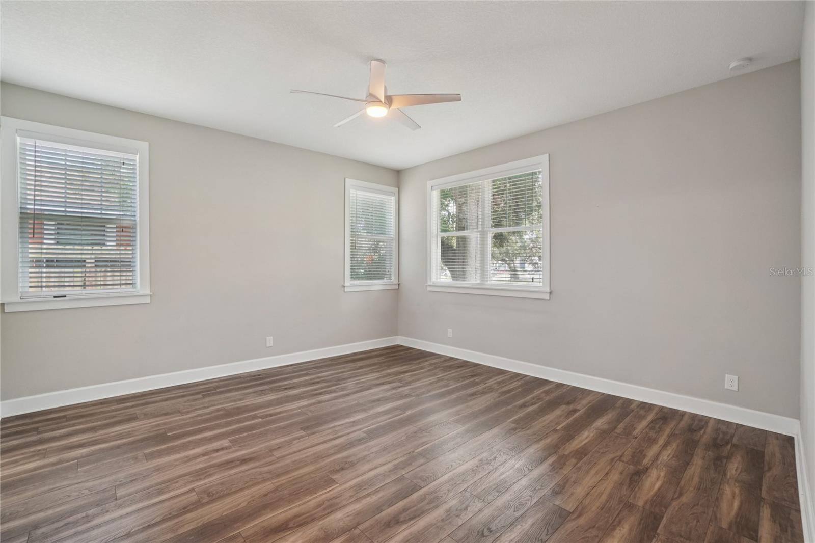 Image 8 of 21 For 3509 4th Avenue N