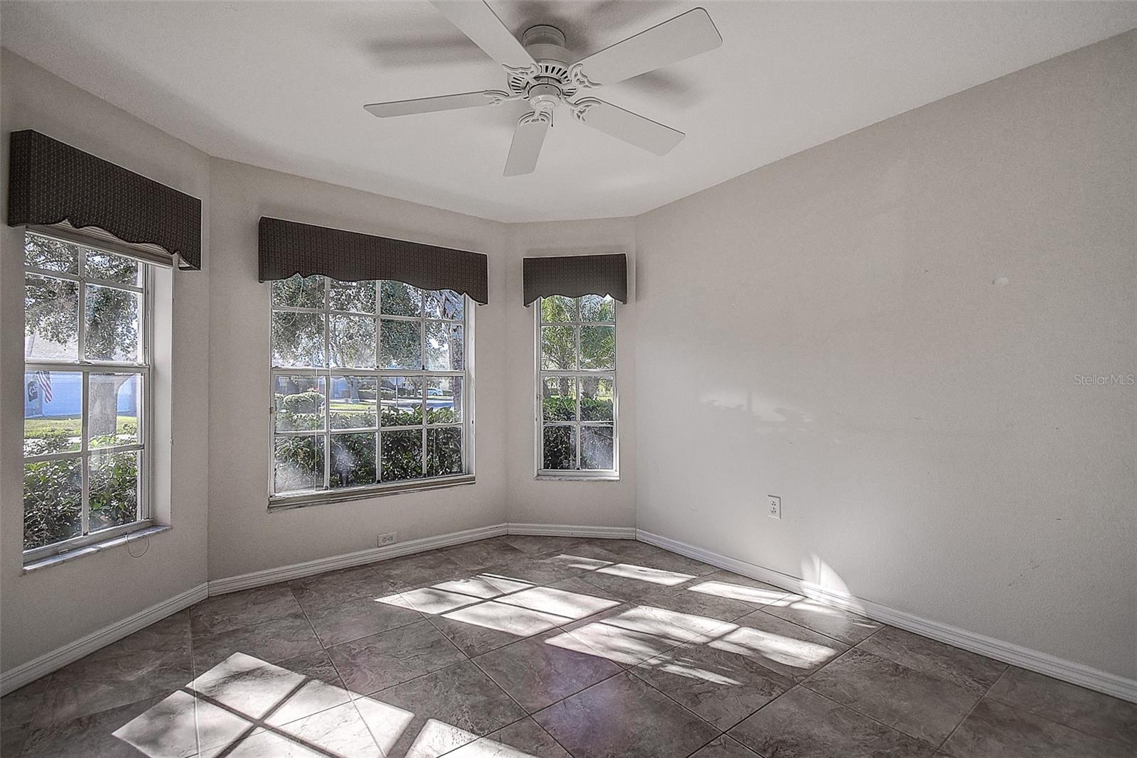 Image 18 of 45 For 29417 Caddyshack Lane