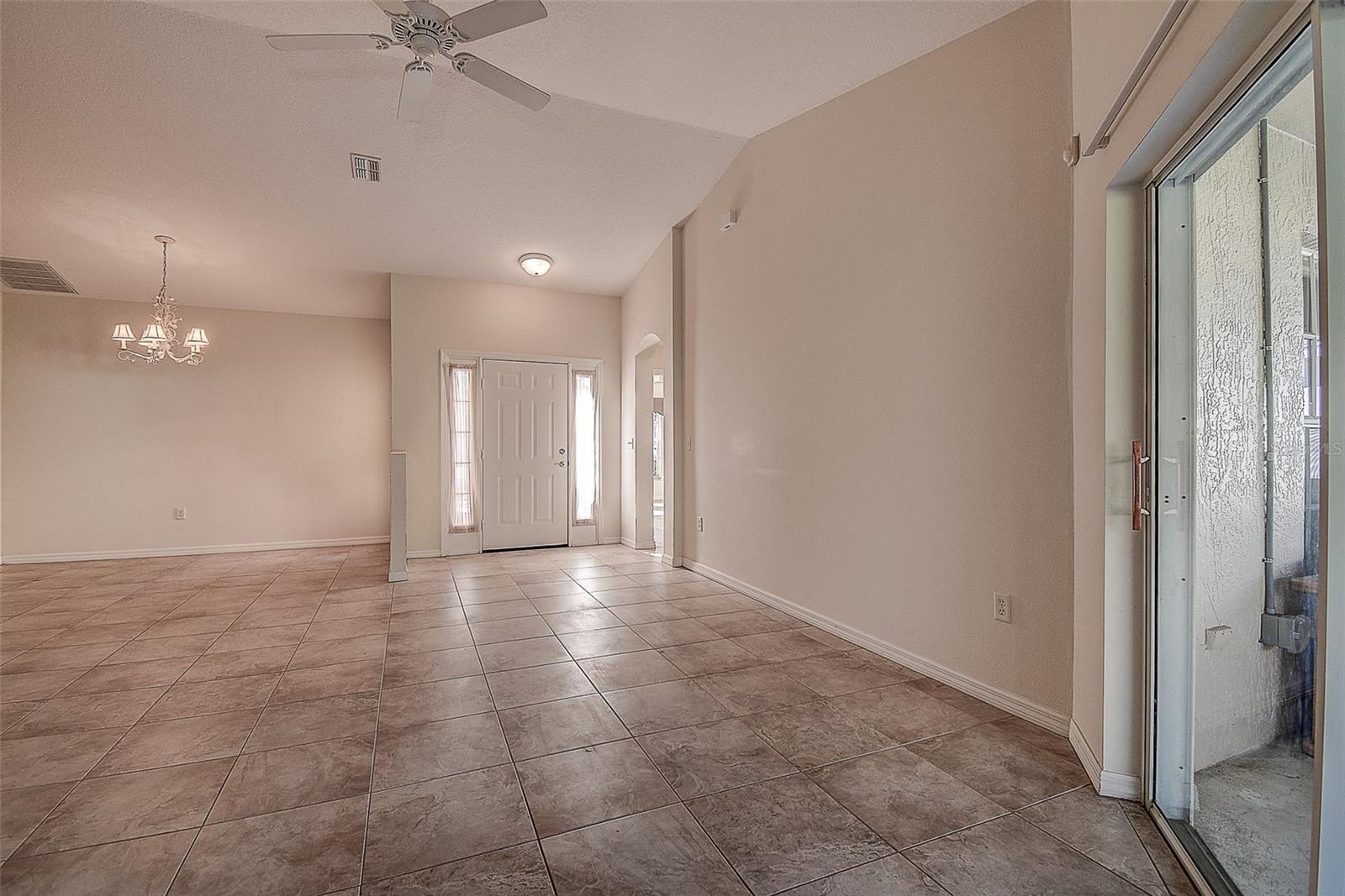 Image 5 of 45 For 29417 Caddyshack Lane