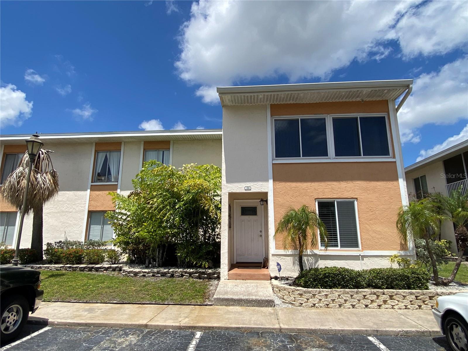 Image 31 of 40 For 783 99th Avenue N 104