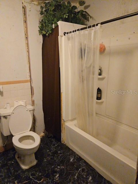 Listing photo id 8 for 3011 Wiggins Road