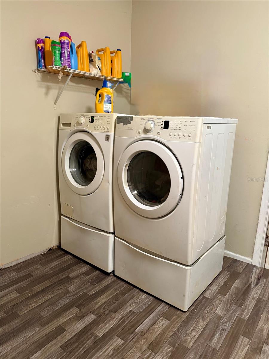 Image 14 of 16 For 3011 Wiggins Road