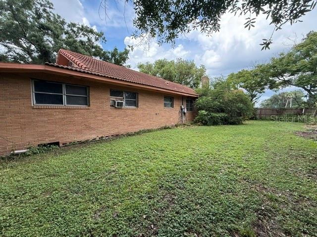 Listing photo id 0 for 3011 Wiggins Road