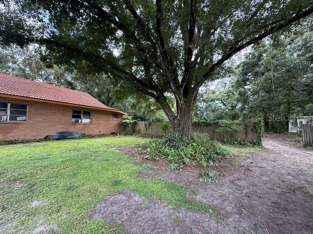 Listing photo id 1 for 3011 Wiggins Road