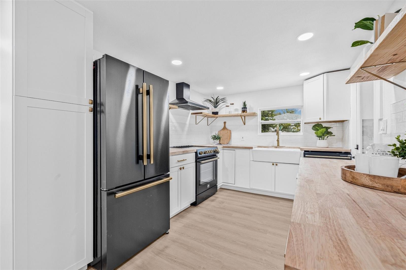 Image 13 of 27 For 5355 67th Street N