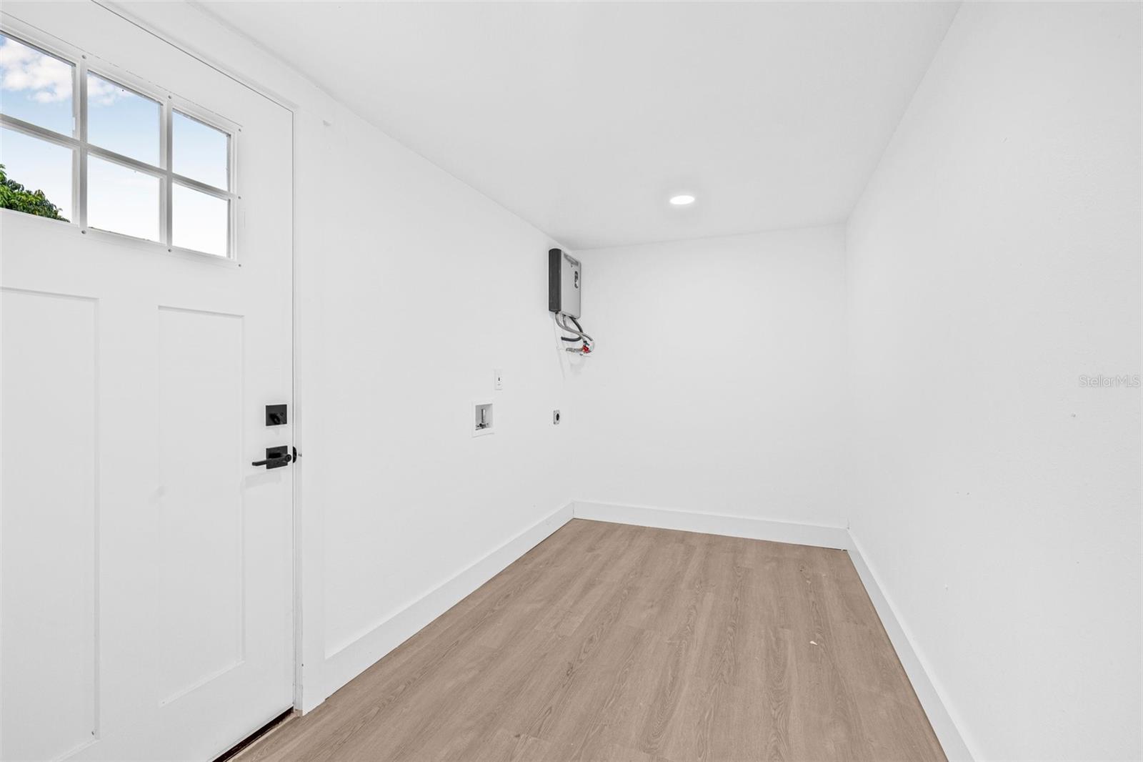 Image 16 of 27 For 5355 67th Street N