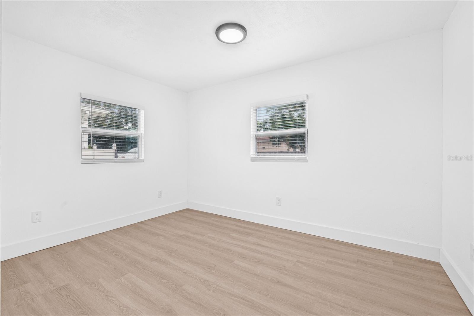 Image 21 of 27 For 5355 67th Street N