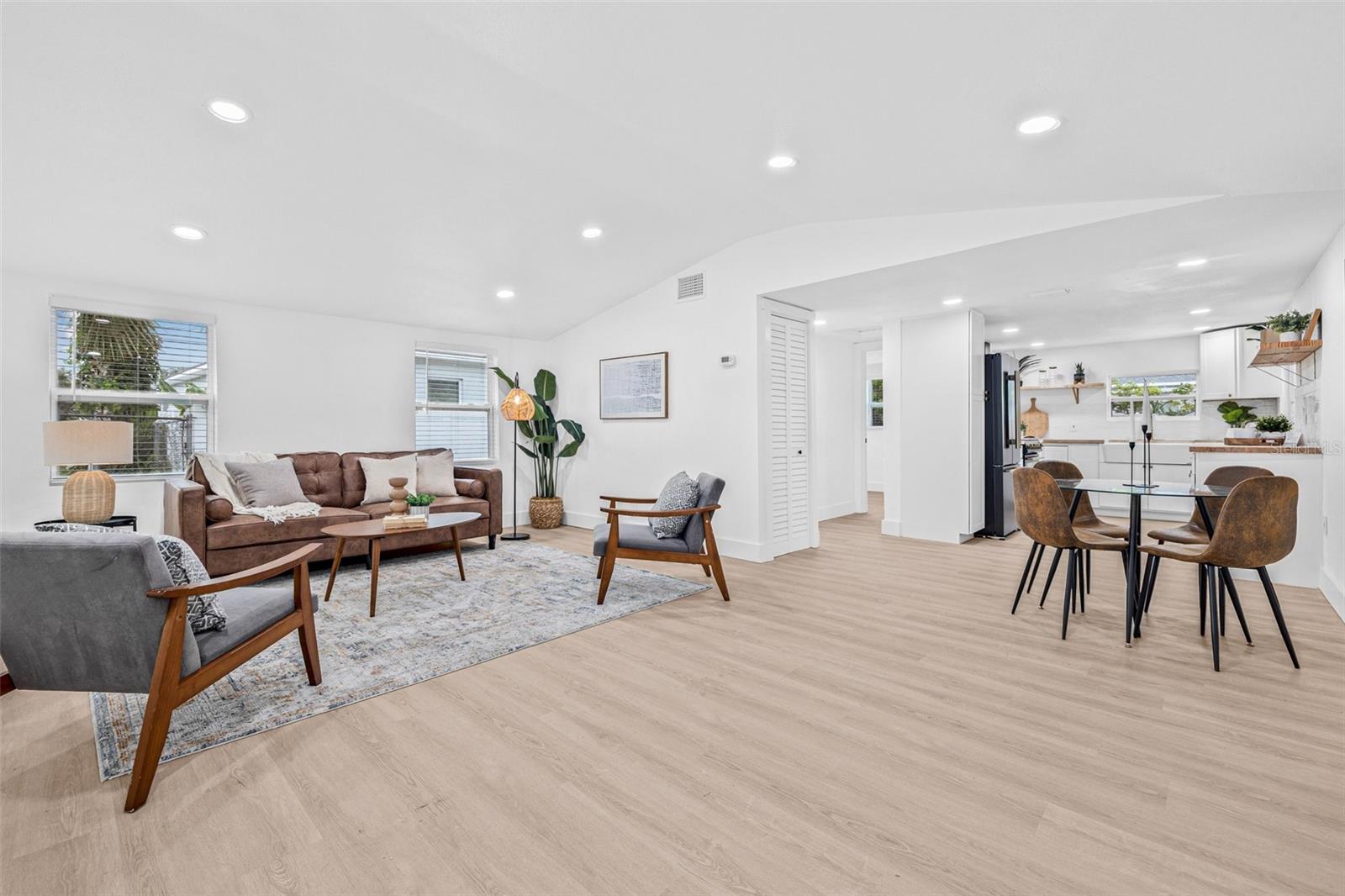 Image 9 of 27 For 5355 67th Street N