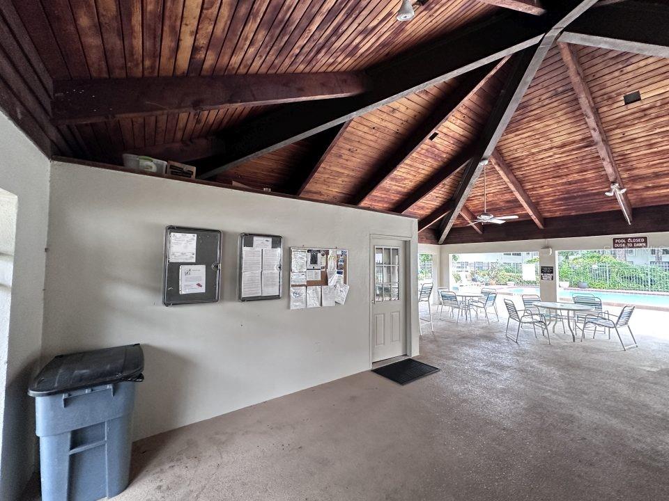Image 26 of 31 For 3034 Eastland Boulevard D206