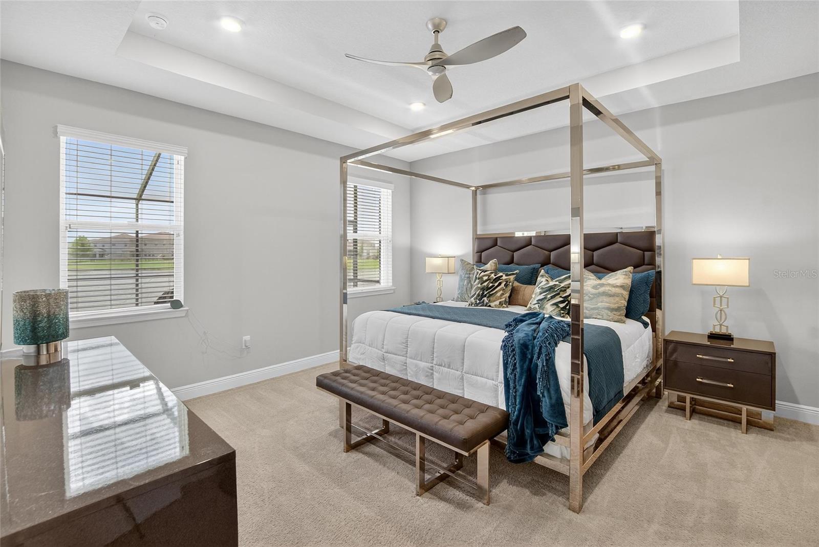 Listing photo id 15 for 5657 Hawks Cay Street