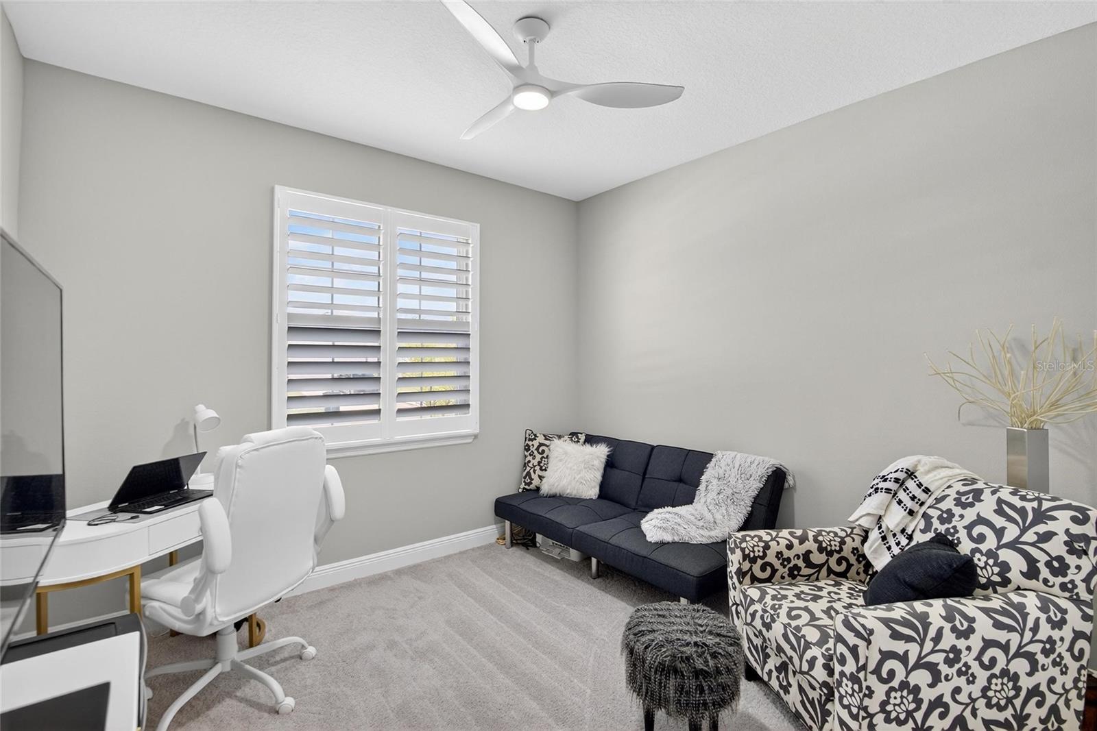 Listing photo id 27 for 5657 Hawks Cay Street