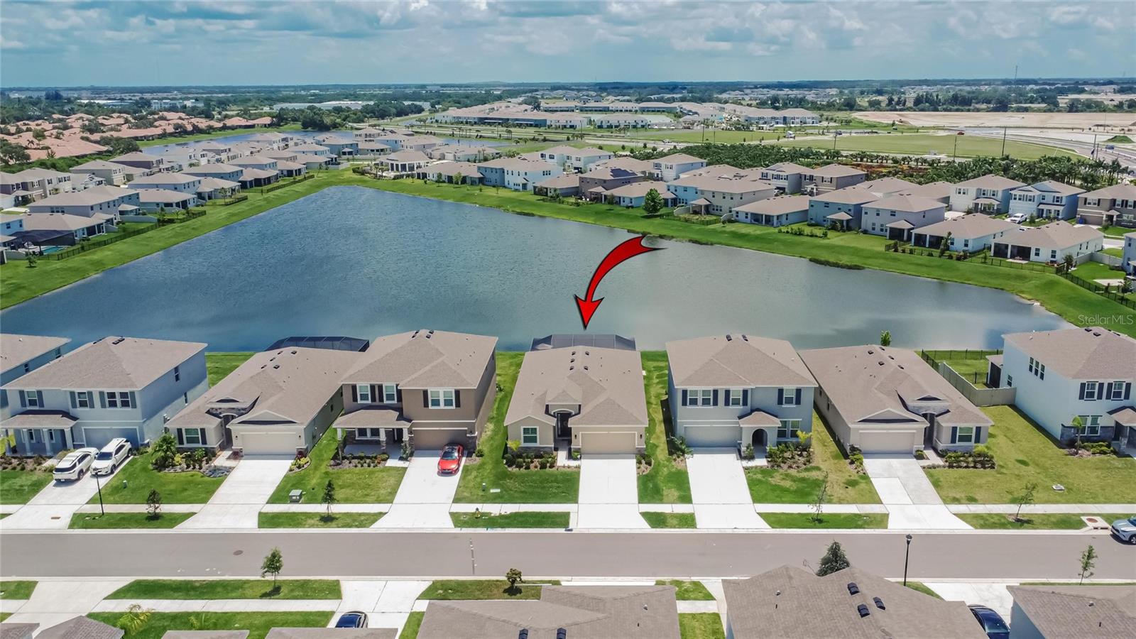 Listing photo id 67 for 5657 Hawks Cay Street