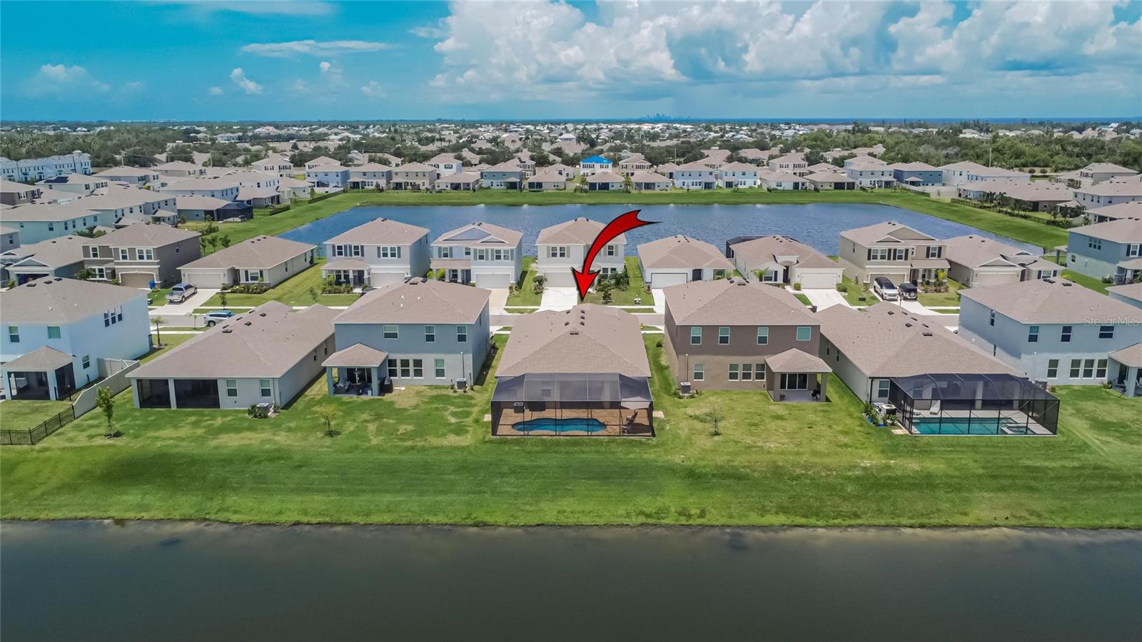 Listing photo id 83 for 5657 Hawks Cay Street