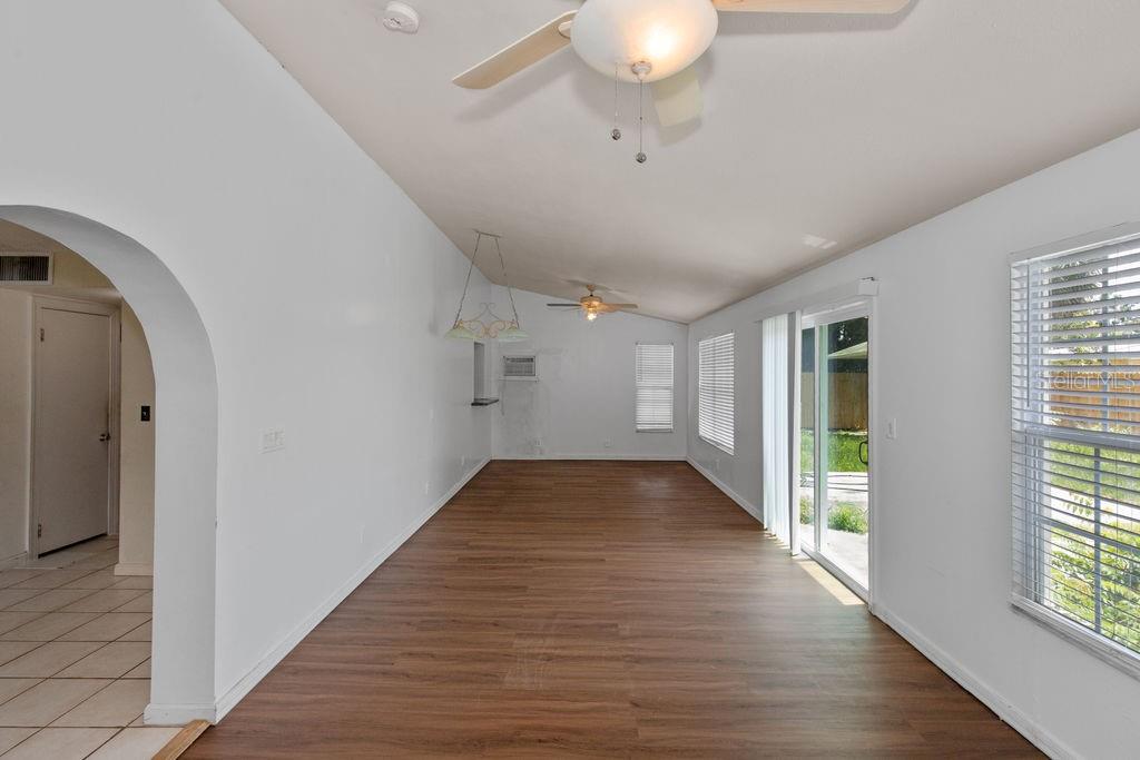 Image 14 of 43 For 6261 20th Street S