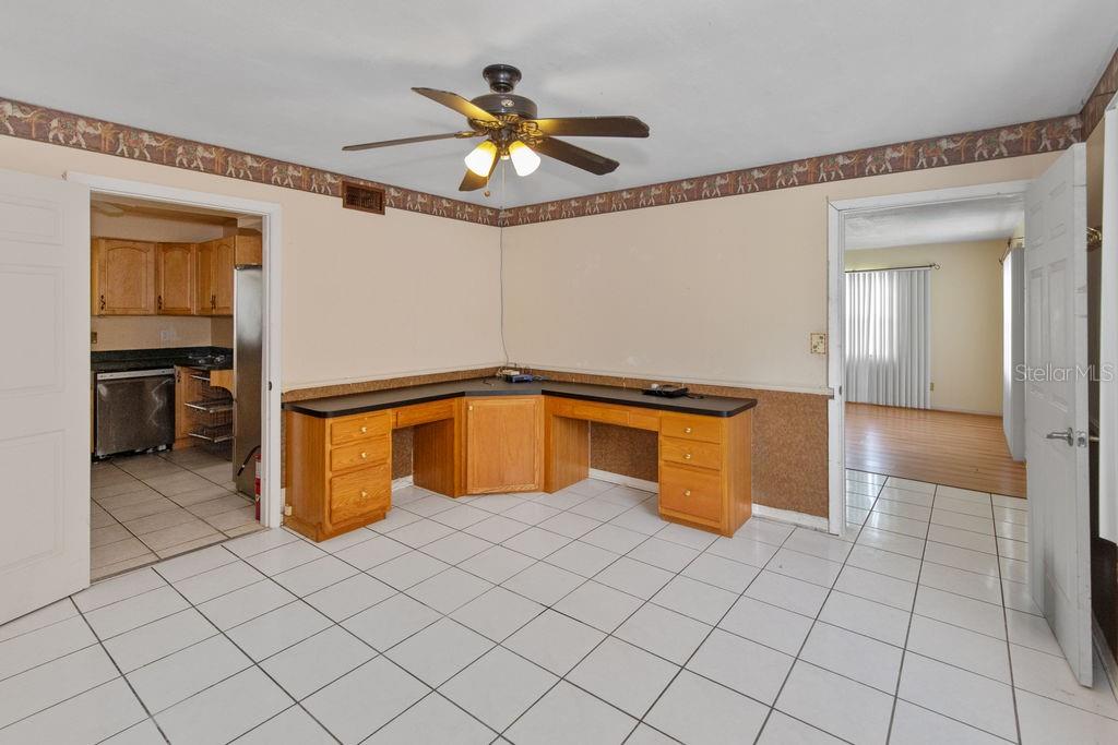 Image 20 of 43 For 6261 20th Street S
