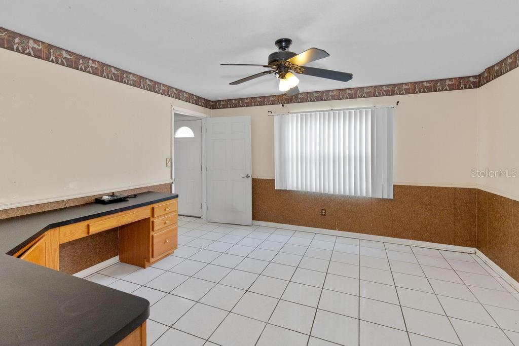 Image 21 of 43 For 6261 20th Street S