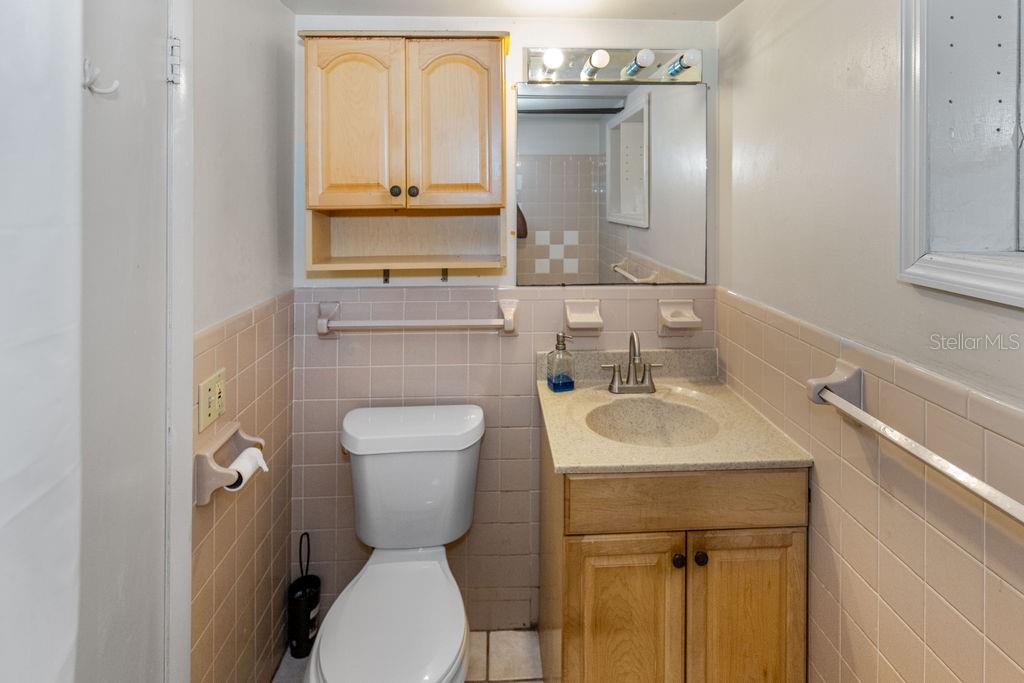 Image 23 of 43 For 6261 20th Street S