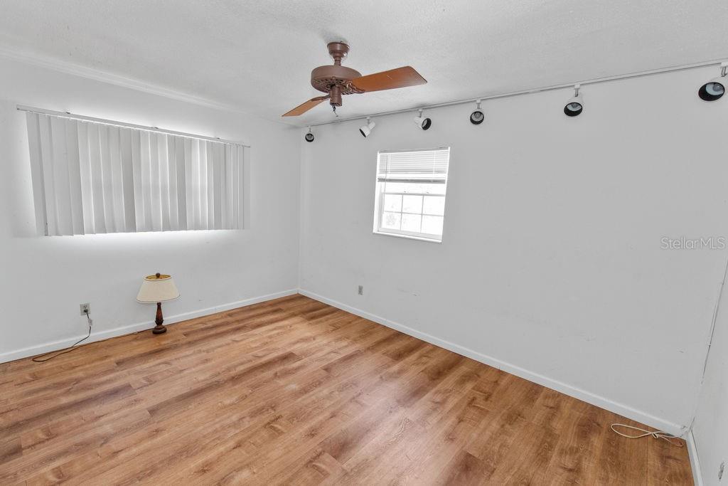 Image 34 of 43 For 6261 20th Street S
