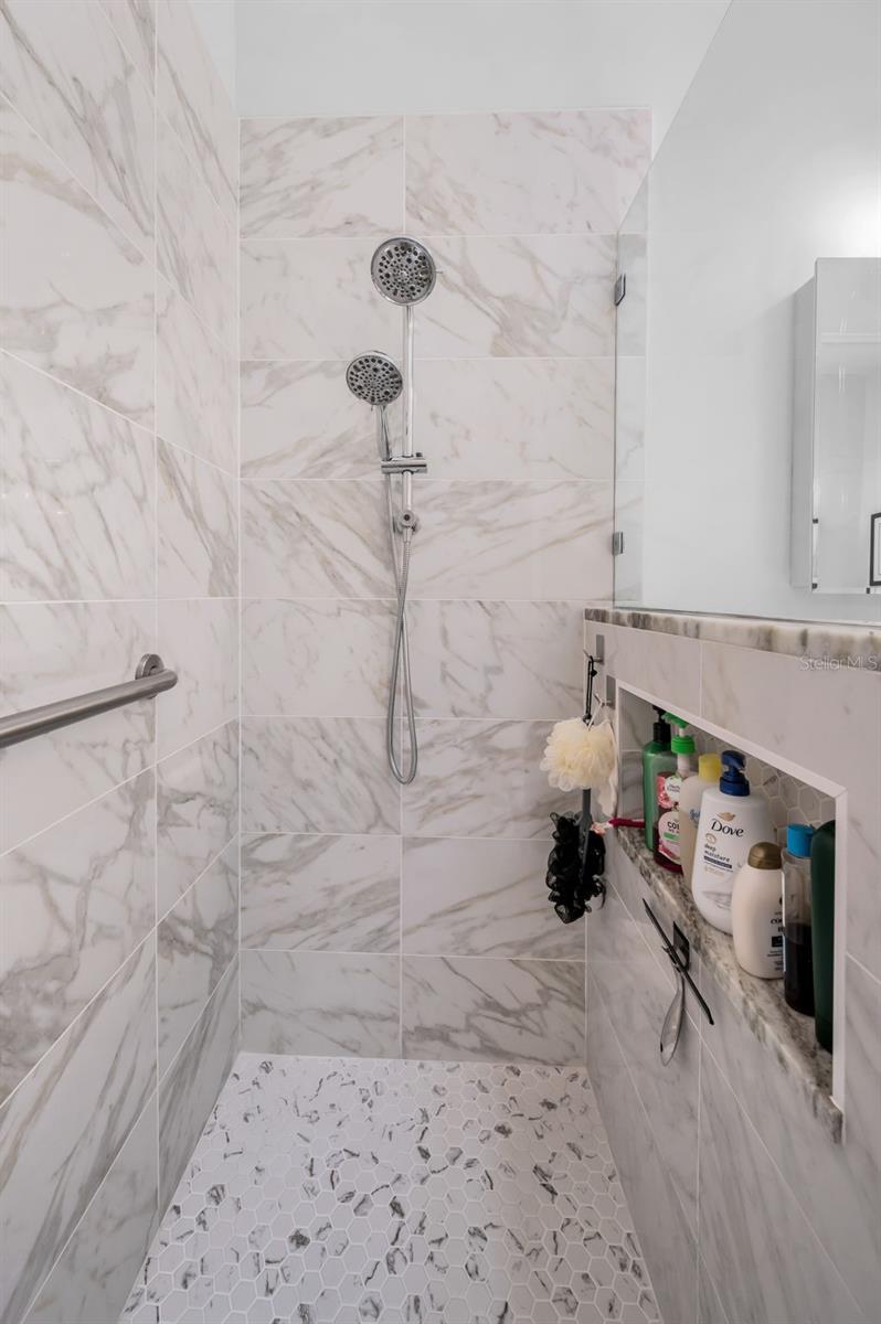 Image 41 of 69 For 2177 Oak Forest Lane
