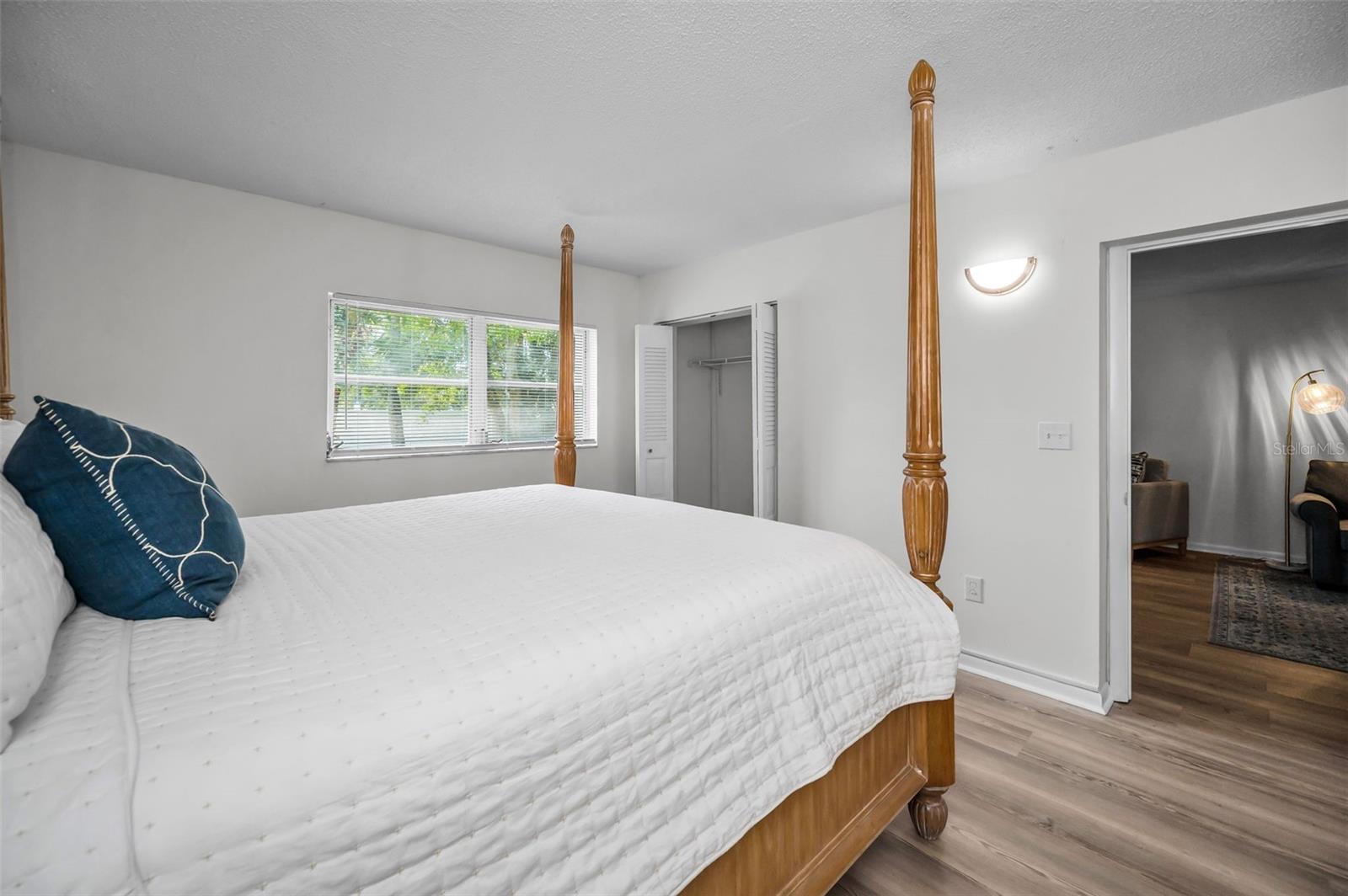 Image 20 of 55 For 970 Virginia Street 109
