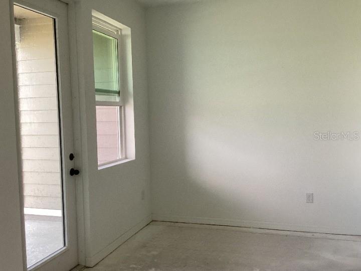 Image 8 of 30 For 1208 Bluewater Lane