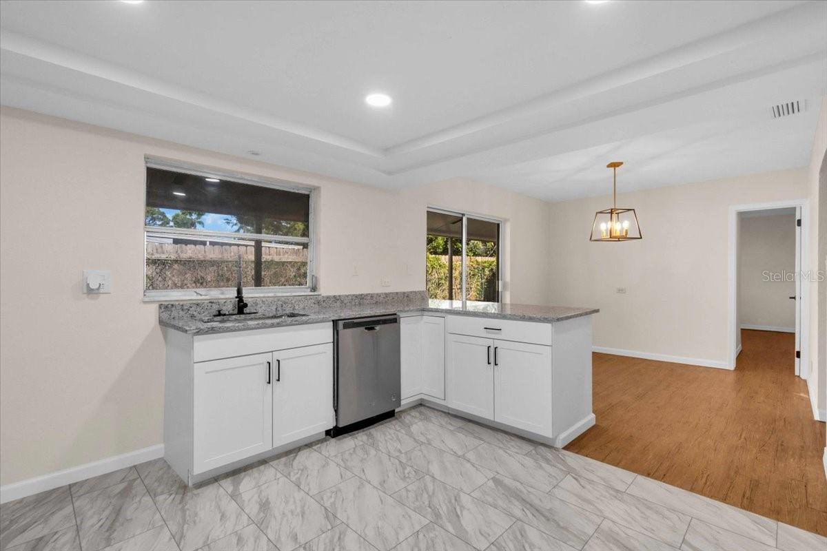 Image 10 of 50 For 5136 68th Street N