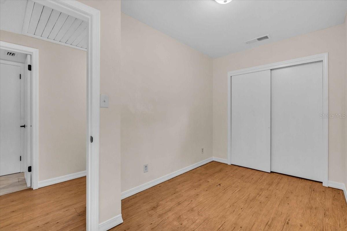 Image 12 of 50 For 5136 68th Street N