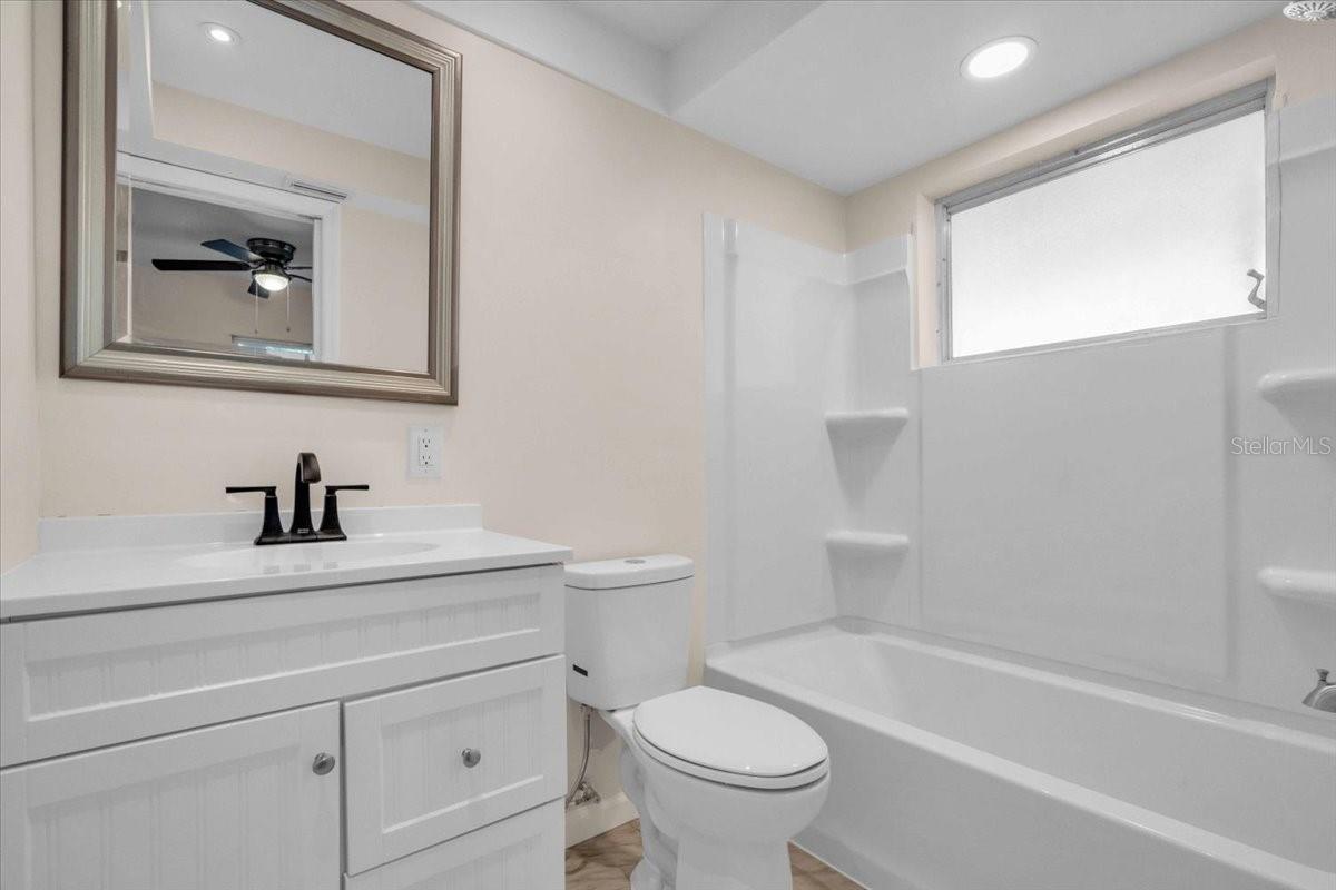 Image 24 of 50 For 5136 68th Street N