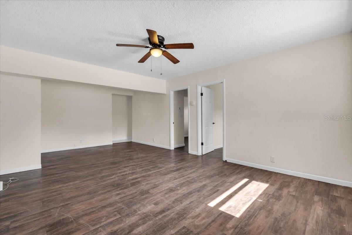 Image 41 of 50 For 5136 68th Street N