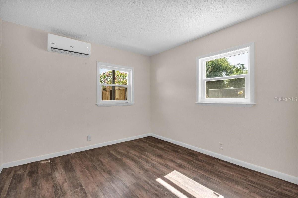 Image 42 of 50 For 5136 68th Street N