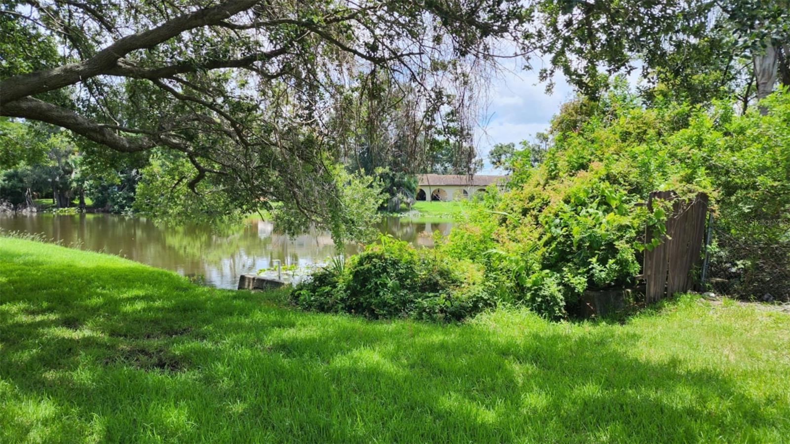 Image 10 of 19 For 4215 Bay Drive 1805b