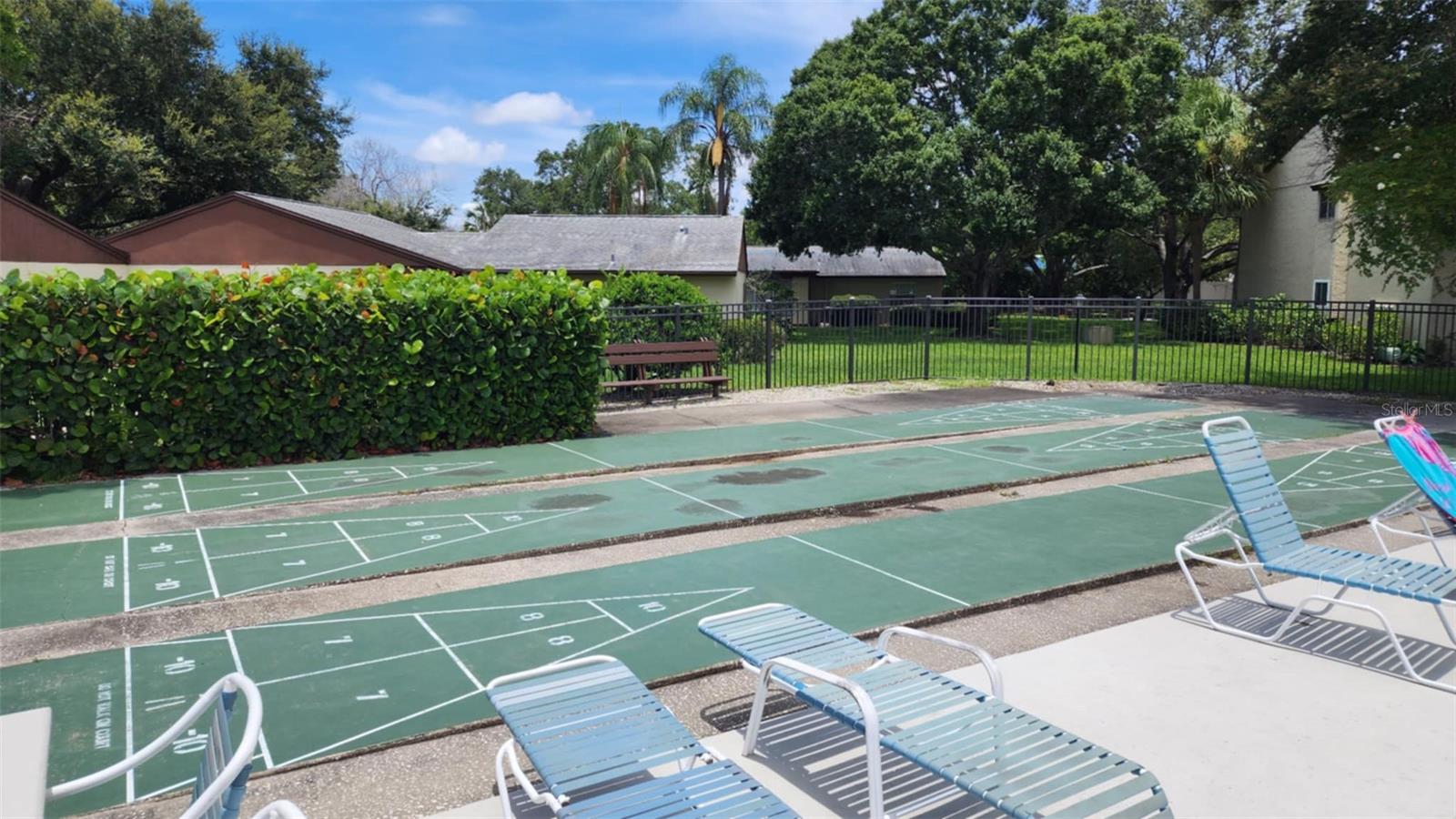 Image 18 of 19 For 4215 Bay Drive 1805b