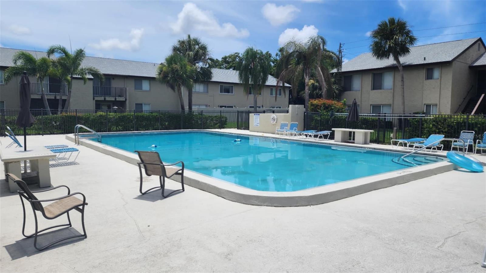 Image 20 of 28 For 4215 Bay Drive 1805b