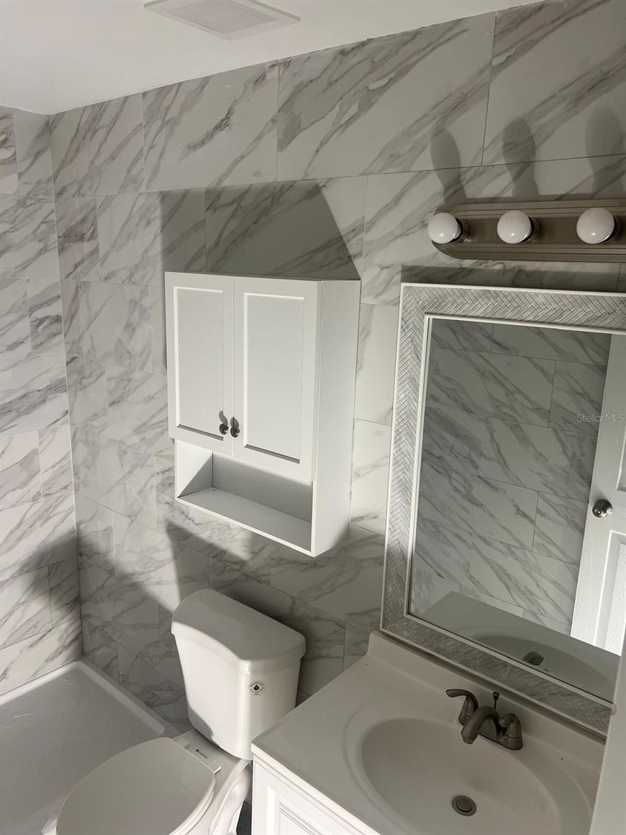 Image 25 of 28 For 4215 Bay Drive 1805b