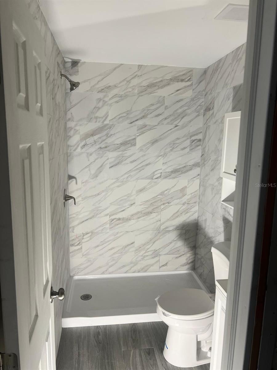 Image 28 of 28 For 4215 Bay Drive 1805b