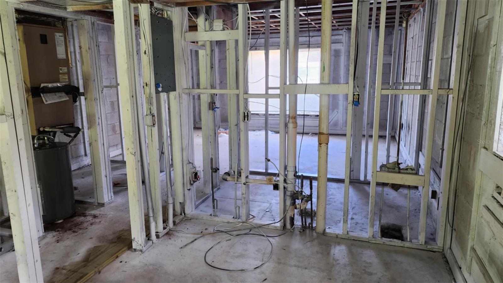 Image 6 of 19 For 4215 Bay Drive 1805b