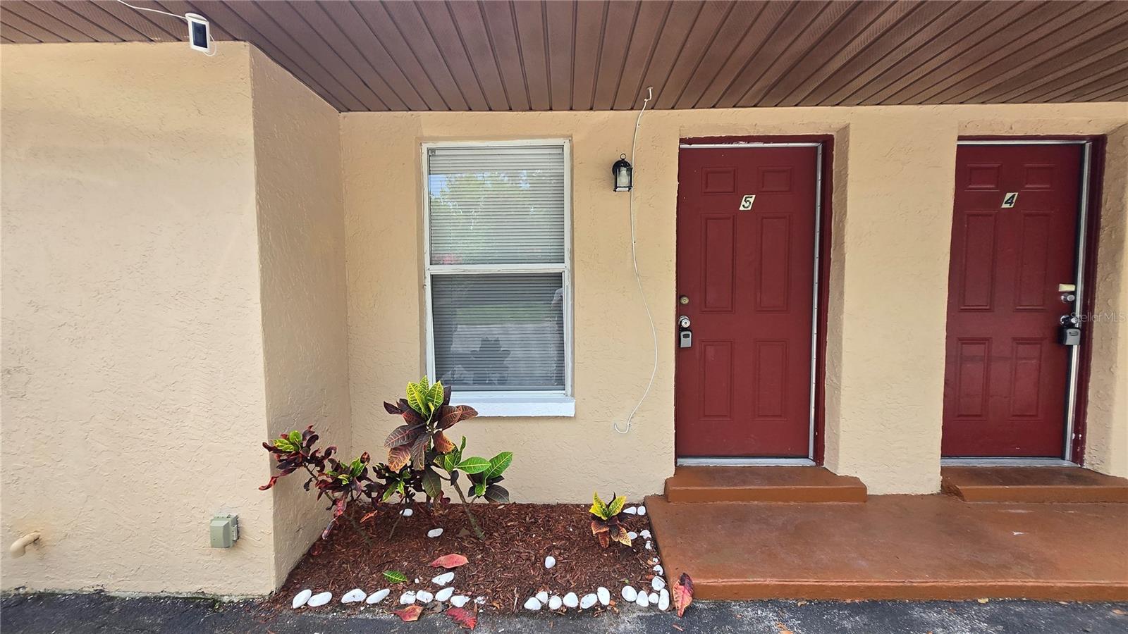 Details for 11727 12th Street 5, TAMPA, FL 33612