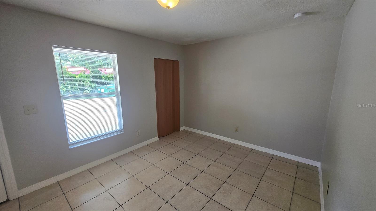 Image 4 of 10 For 11729 12th Street 7