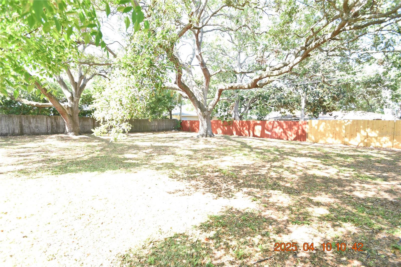 Image 9 of 34 For 400 Comet Avenue Right