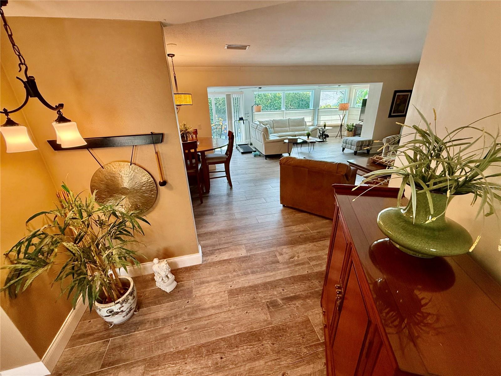 Image 11 of 99 For 1135 Fountainhead Drive
