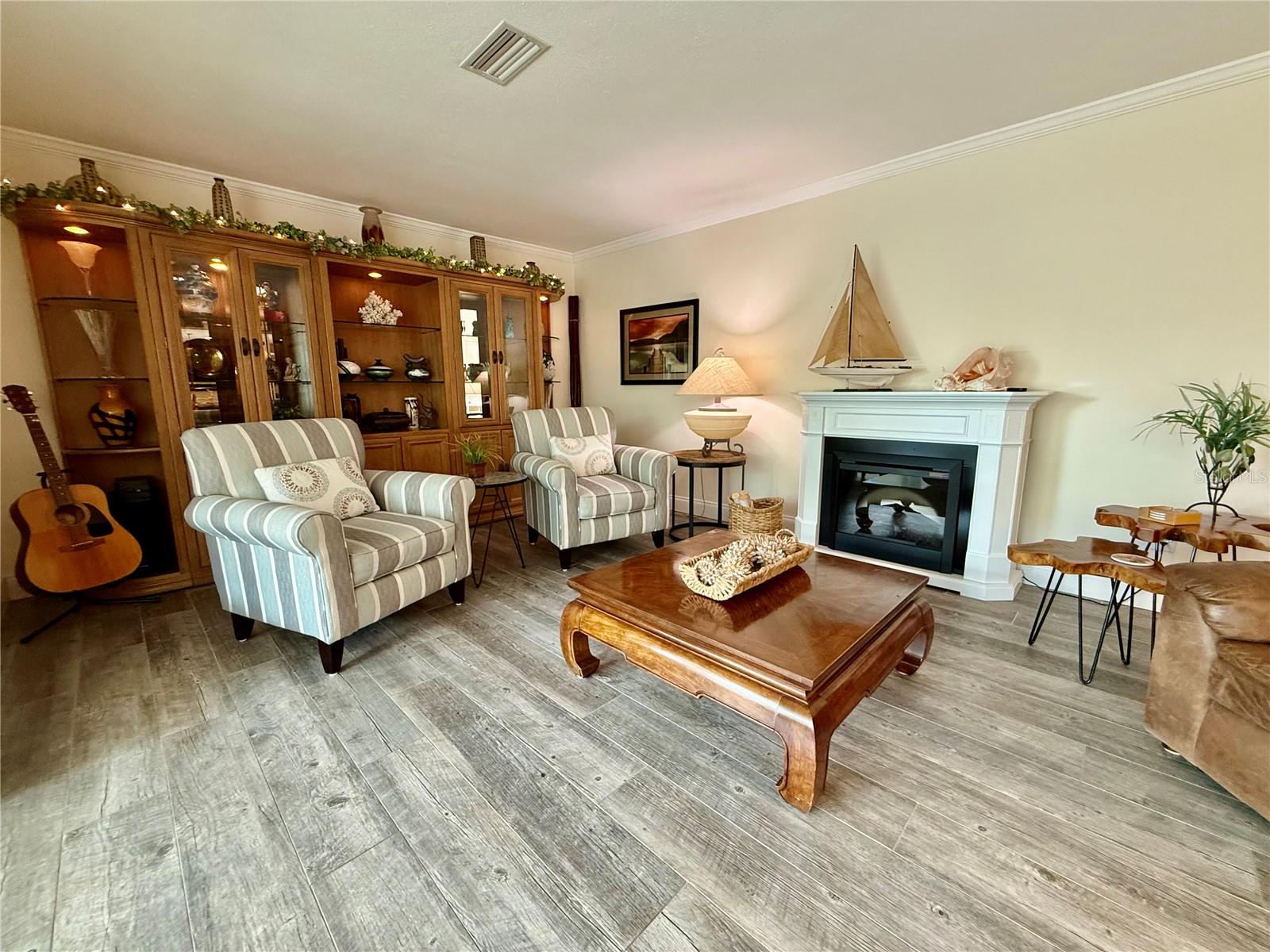 Image 16 of 99 For 1135 Fountainhead Drive