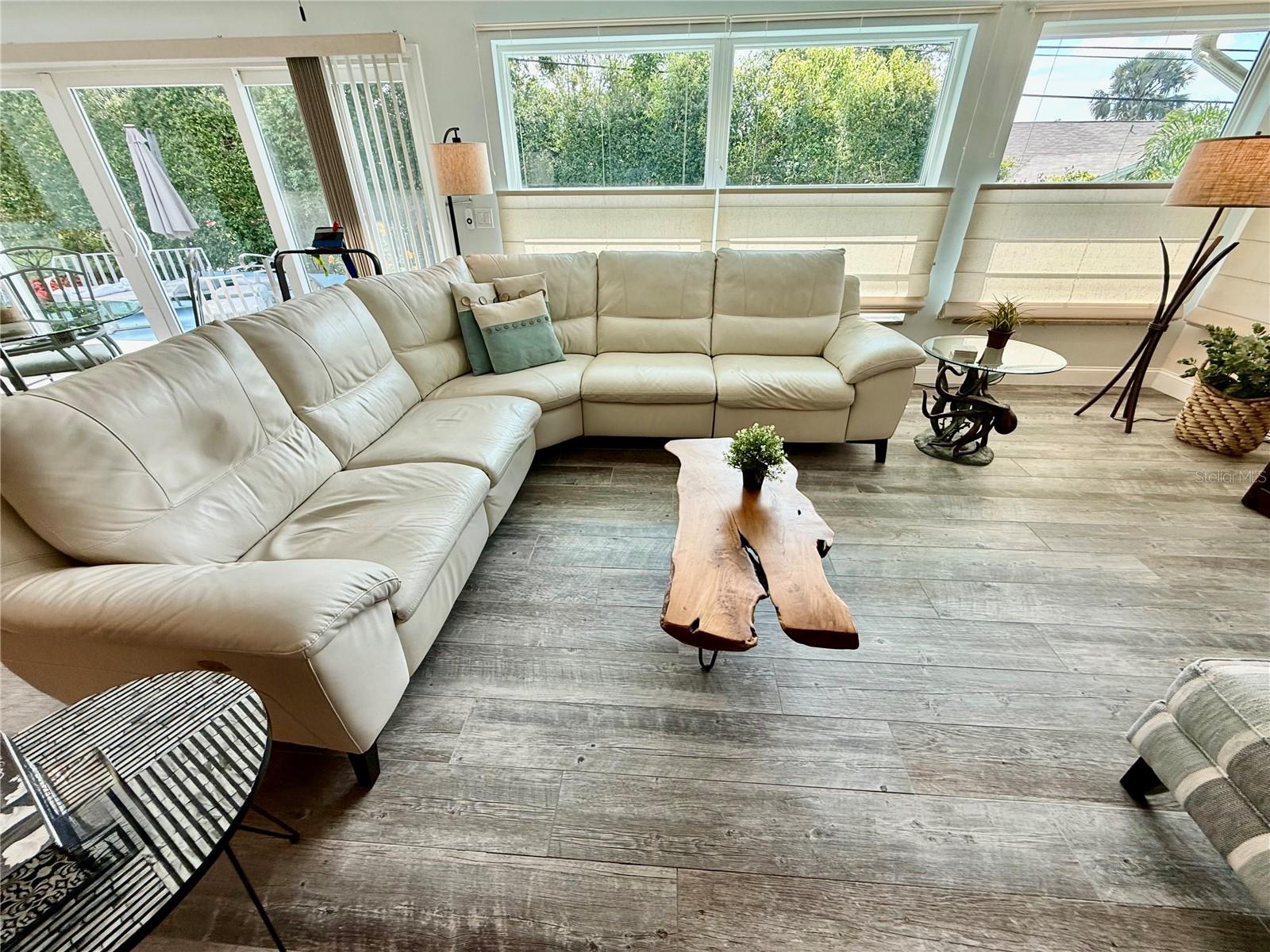 Image 21 of 99 For 1135 Fountainhead Drive