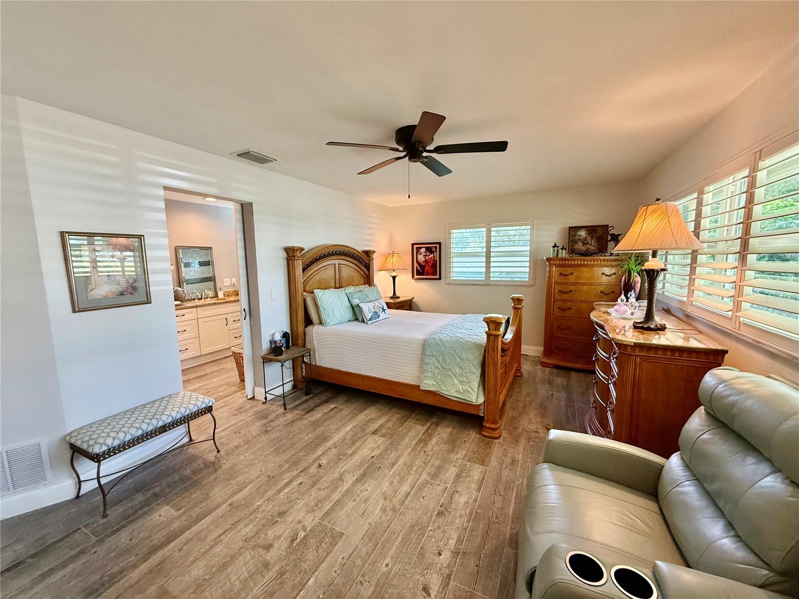 Image 42 of 99 For 1135 Fountainhead Drive