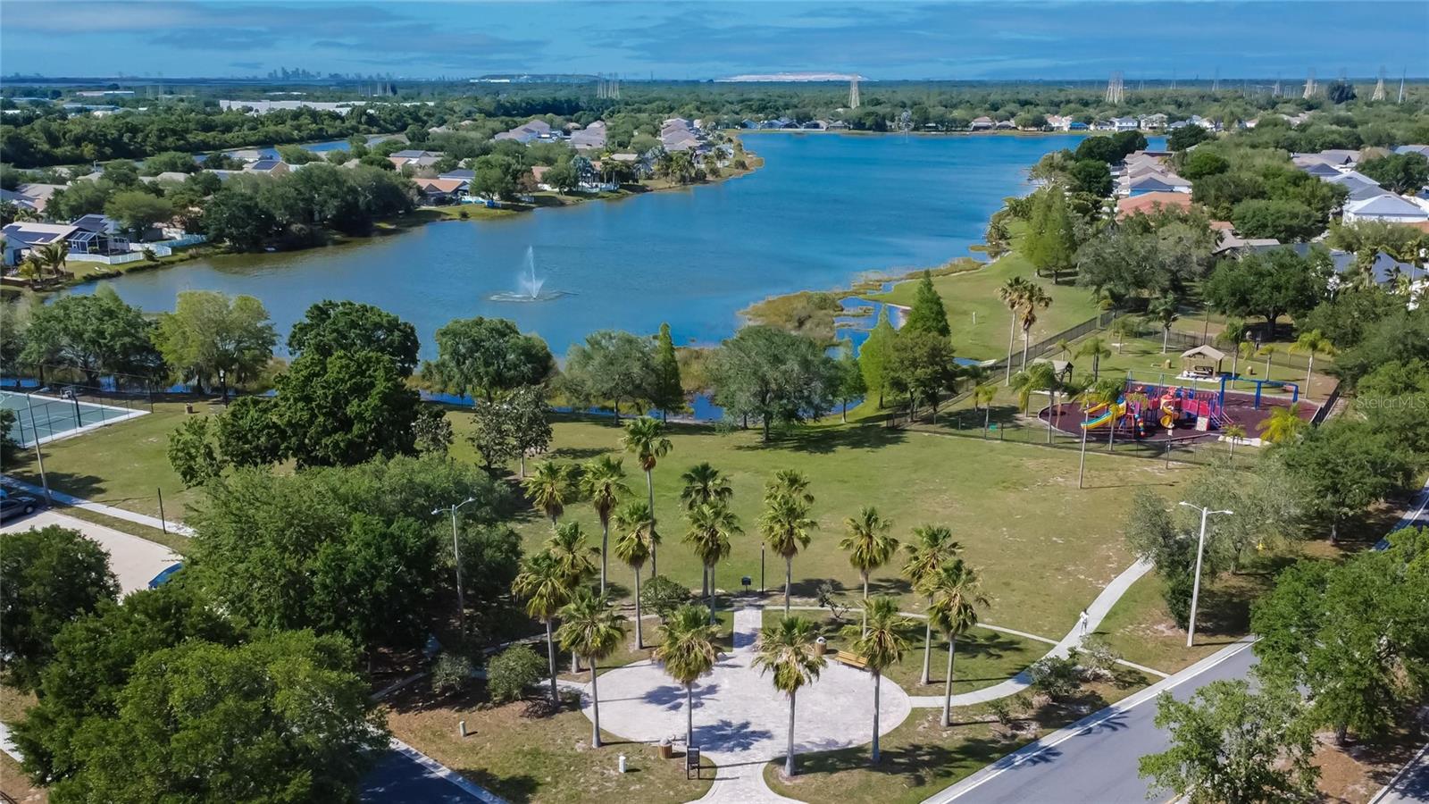 Image 12 of 69 For 13040 Waterbourne Drive